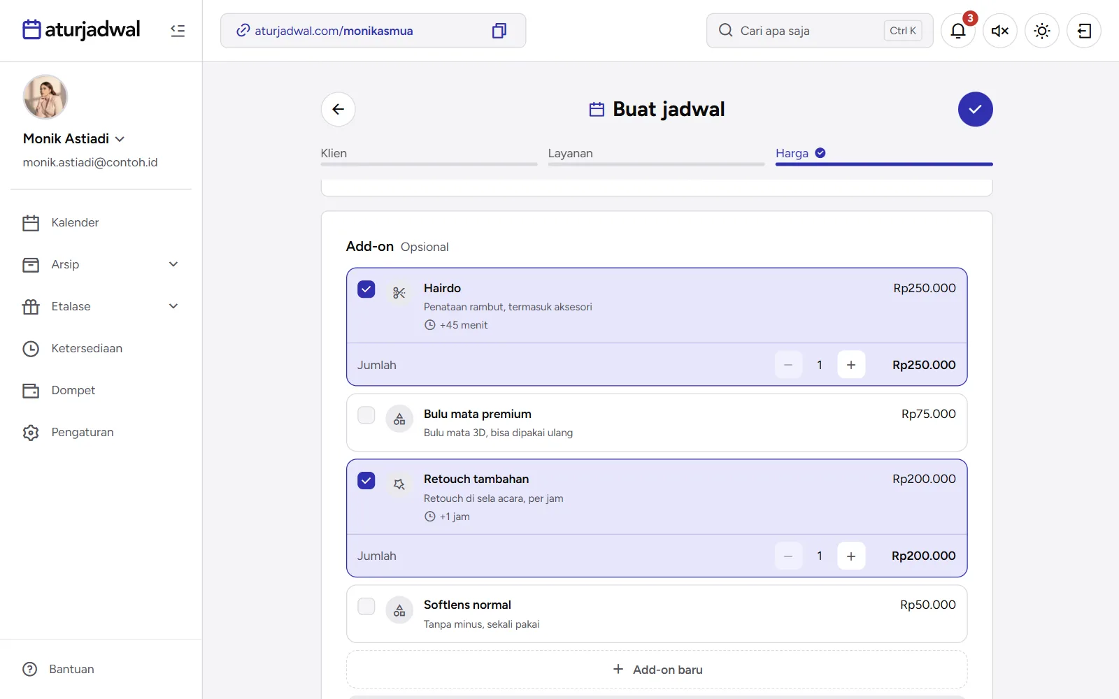 Tangkapan layar: kartu Add-on di langkah Harga Buat jadwal dengan dua add-on dipilih, tampilan desktop