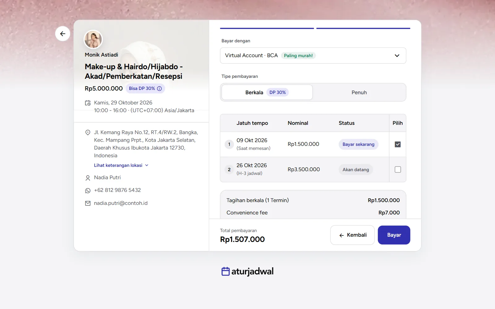 Tangkapan layar: tabel termin dengan status Bayar sekarang dan Akan datang, tampilan desktop