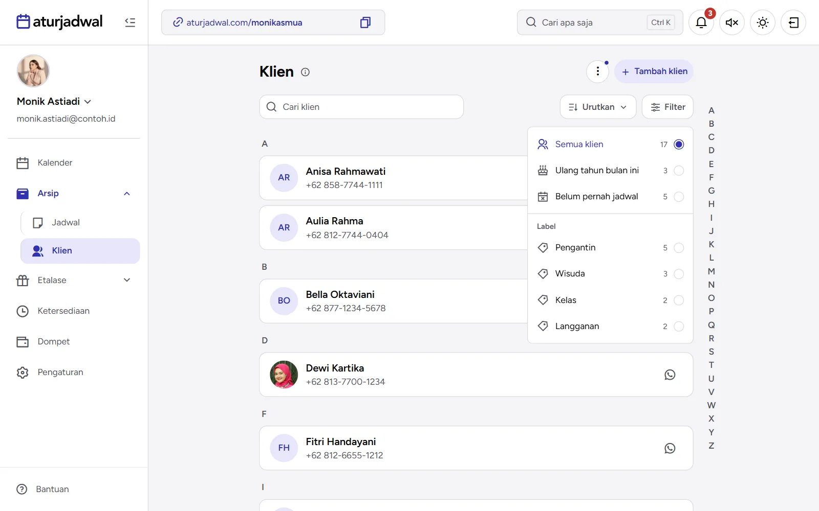 Tangkapan layar: menu Filter klien dengan pilihan ulang tahun, belum pernah jadwal, dan label, tampilan desktop