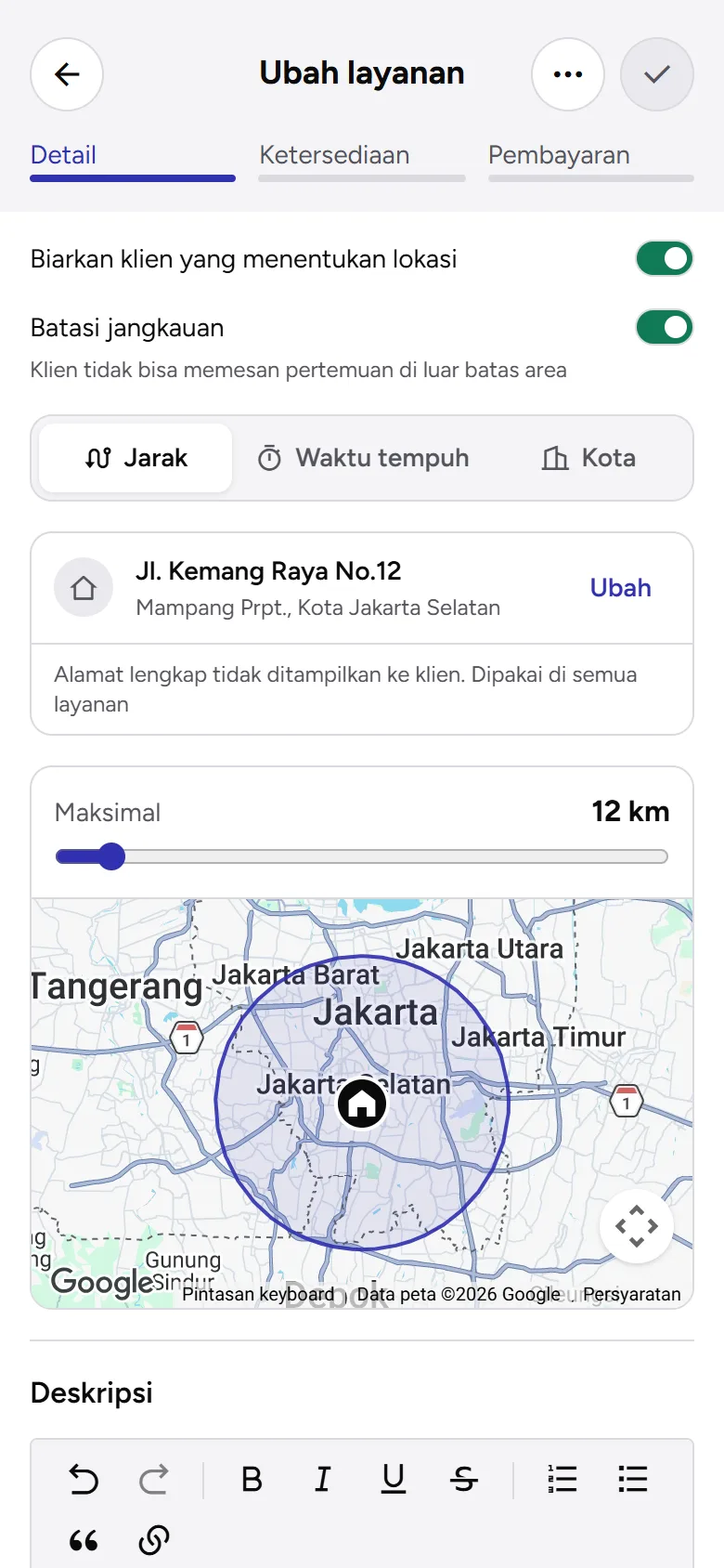 Tangkapan layar: Batasi jangkauan dengan jarak maksimal 12 km dan areanya di peta, tampilan ponsel