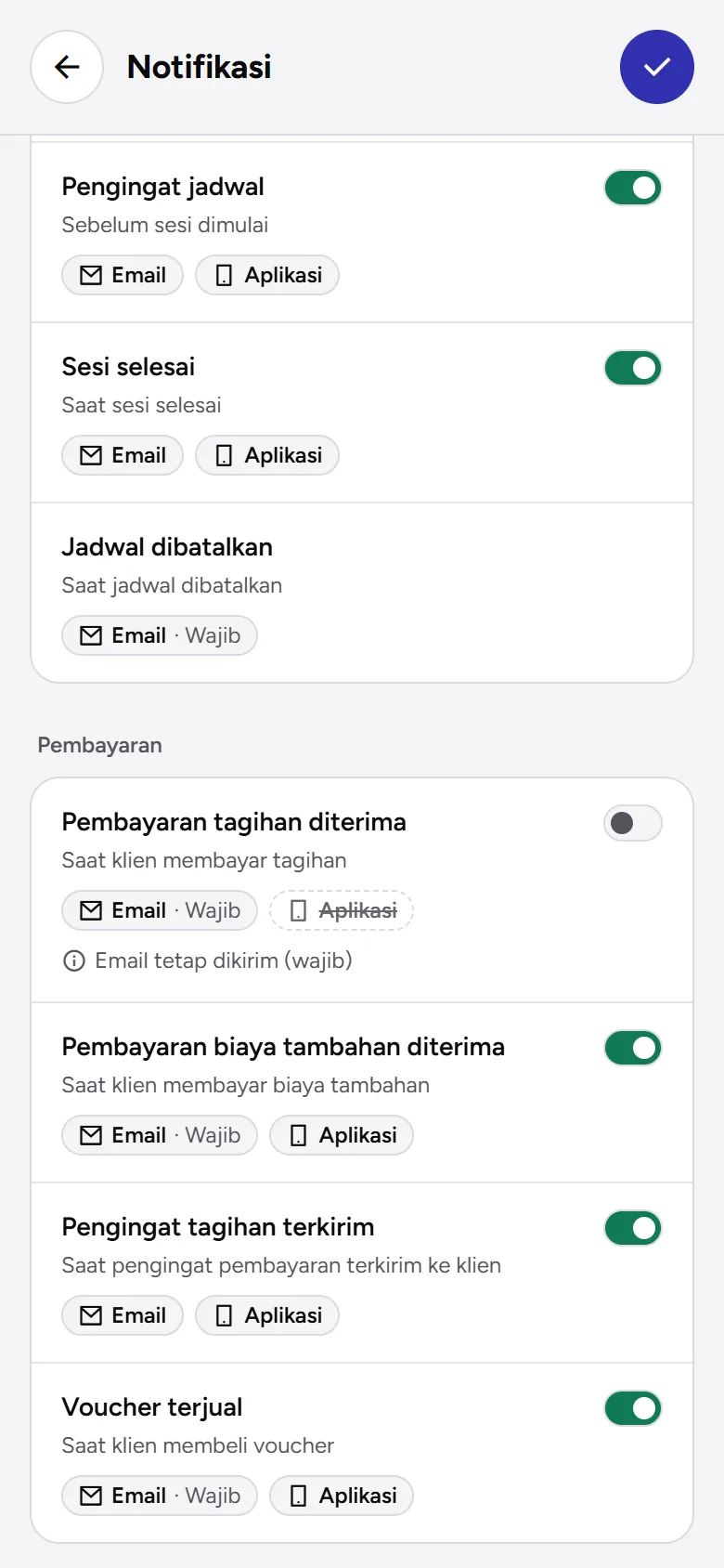 Tangkapan layar: Pengaturan Notifikasi dengan satu saklar dimatikan dan kanal Email wajib, tampilan ponsel