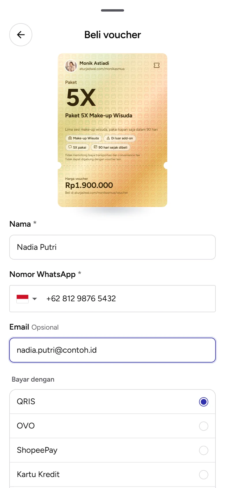 Tangkapan layar: formulir beli voucher dengan nama, nomor WhatsApp, email, dan metode pembayaran, tampilan ponsel