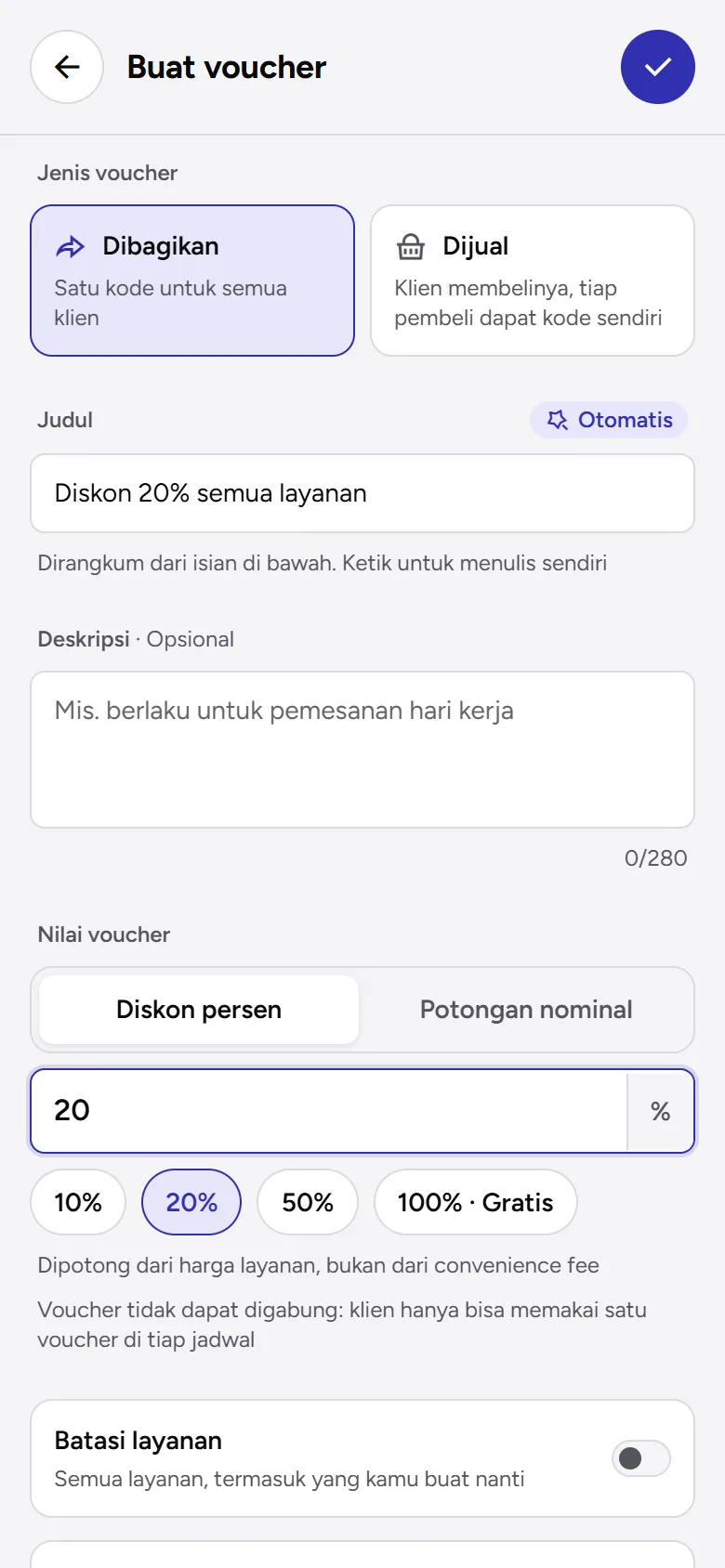 Tangkapan layar: formulir Buat voucher dengan jenis Dibagikan, nilai 20%, pilihan layanan, dan pratinjau kartu perak, tampilan ponsel